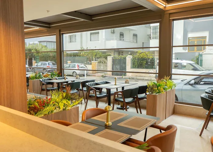 Hotell The Marni - Adults Only 12